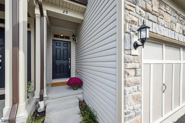 $835,000 | 29 Lilac Drive, Warren, NJ 07059