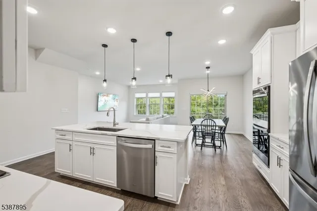 $835,000 | 29 Lilac Drive, Warren, NJ 07059