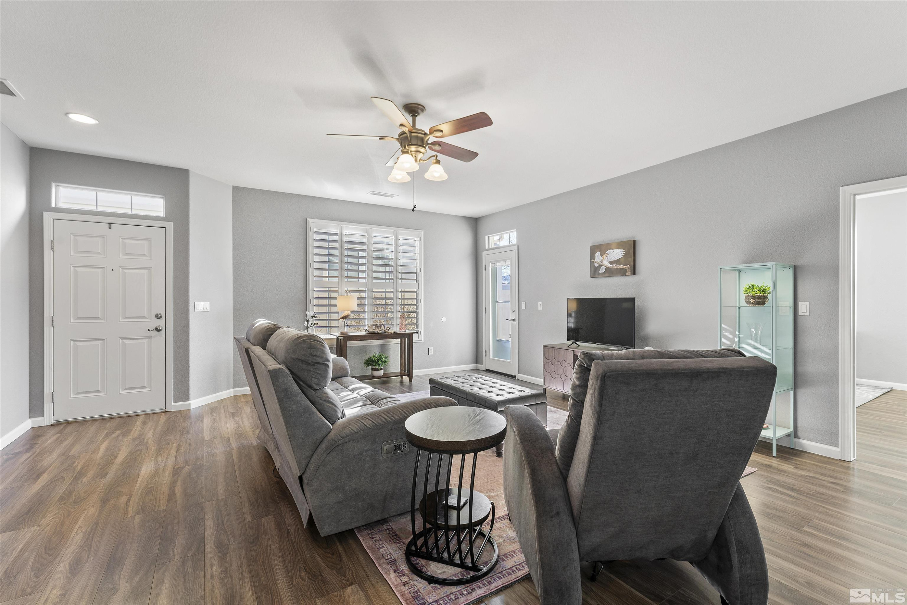 11055 Lamour Lane Reno, NV 89521 - Photo 7 of 40 Photo 7