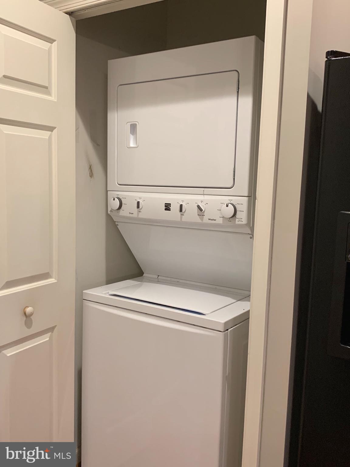 226 West Ridge Court Warrenton, VA 20186 - Photo 21 of 43 Washer/dryer replaced last year