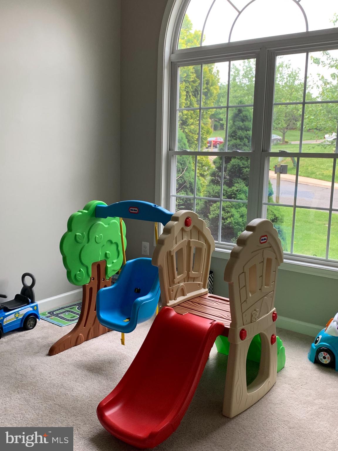 226 West Ridge Court Warrenton, VA 20186 - Photo 23 of 43 Office currently used as play room