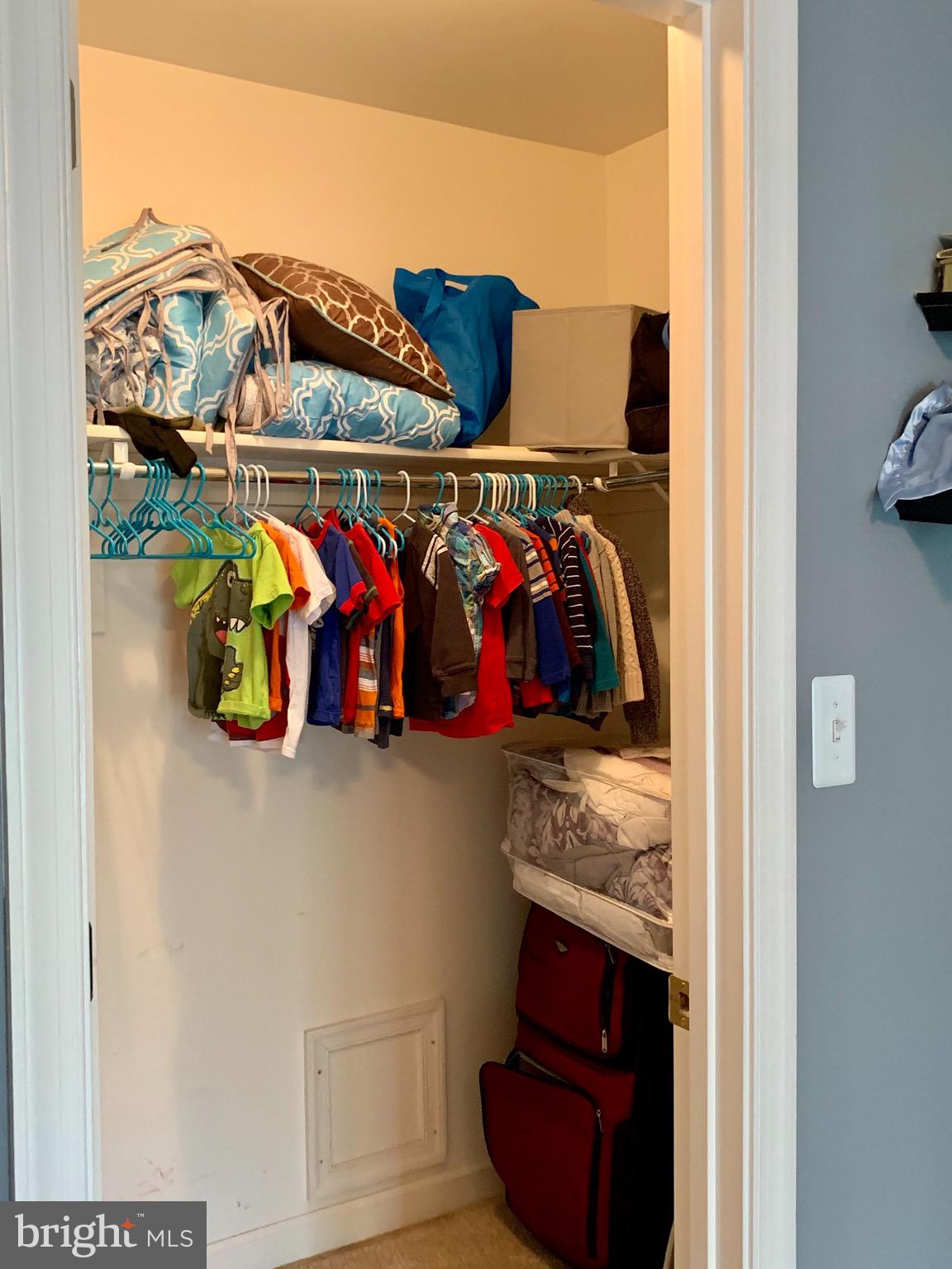 226 West Ridge Court Warrenton, VA 20186 - Photo 34 of 43 3rd bedroom walk in closet