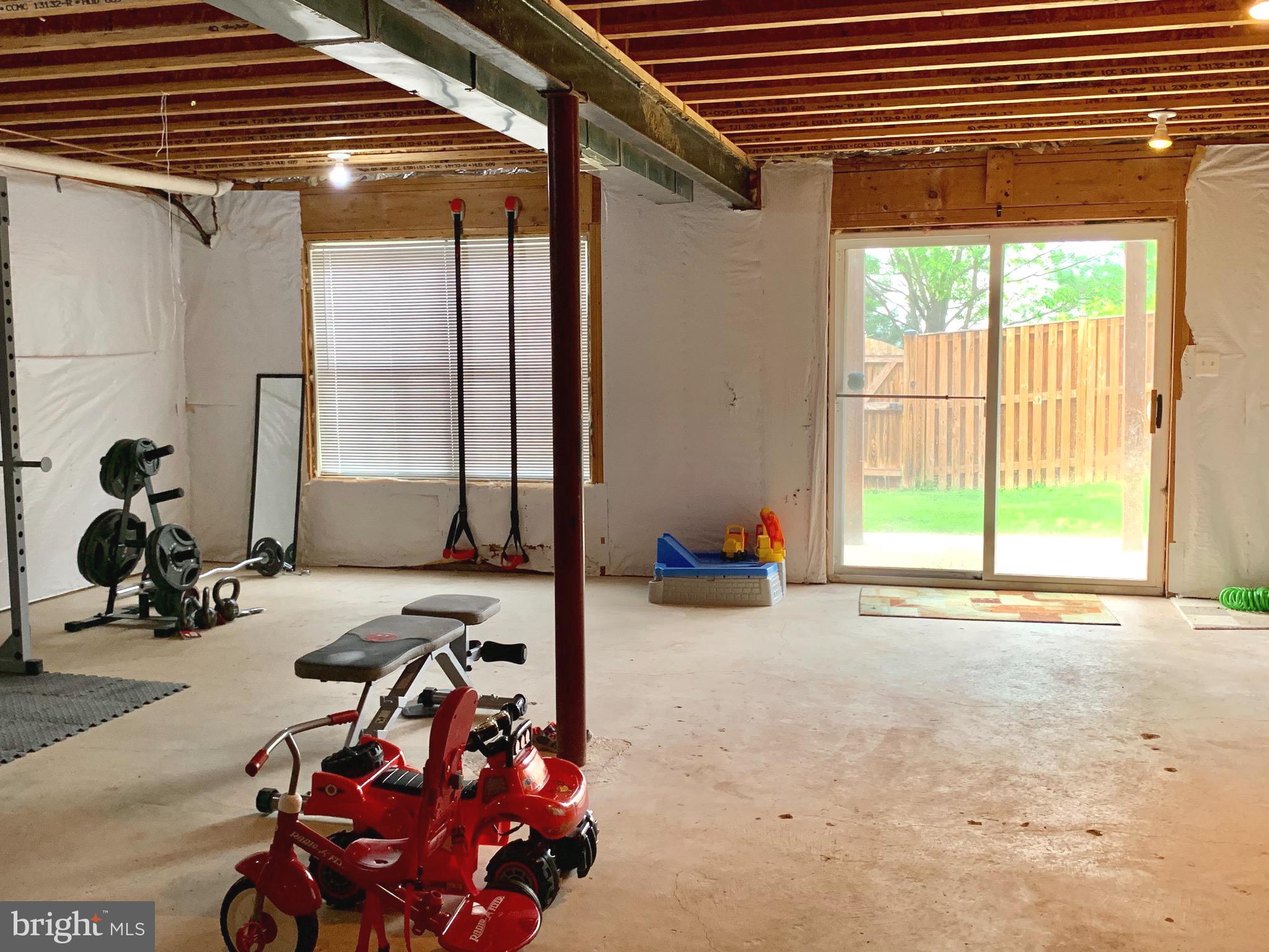 226 West Ridge Court Warrenton, VA 20186 - Photo 36 of 43 Huge unfinished walkout basement