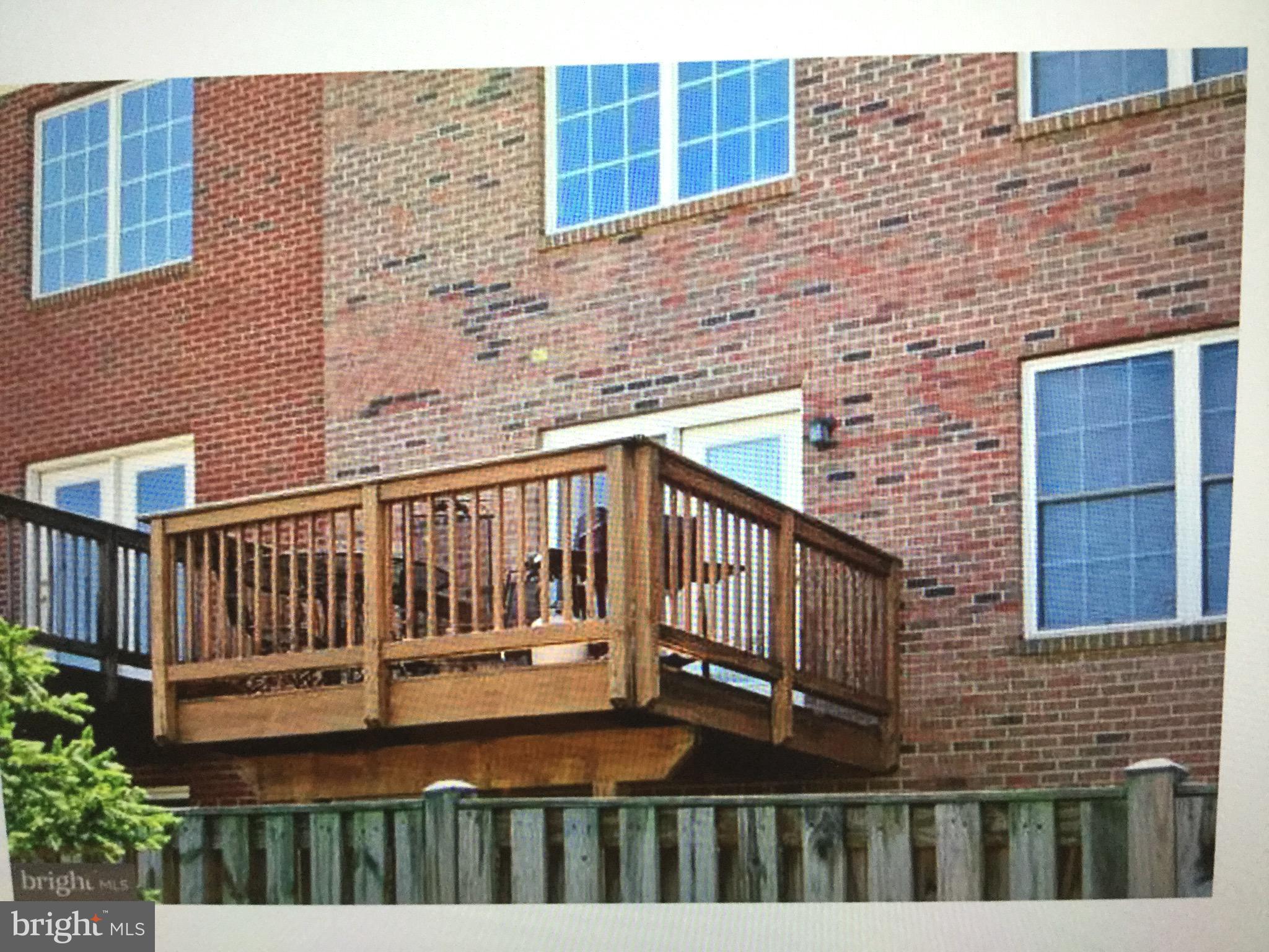 226 West Ridge Court Warrenton, VA 20186 - Photo 38 of 43 Full view deck from outside