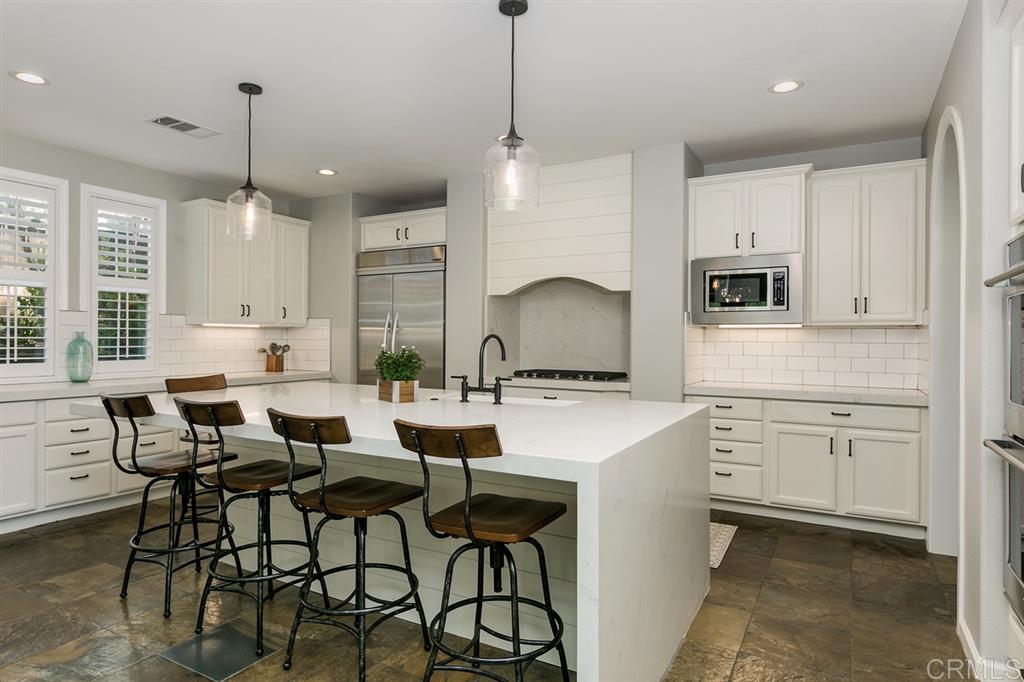 2346 Lapis Road Carlsbad, CA 92009 - Photo 7 of 25