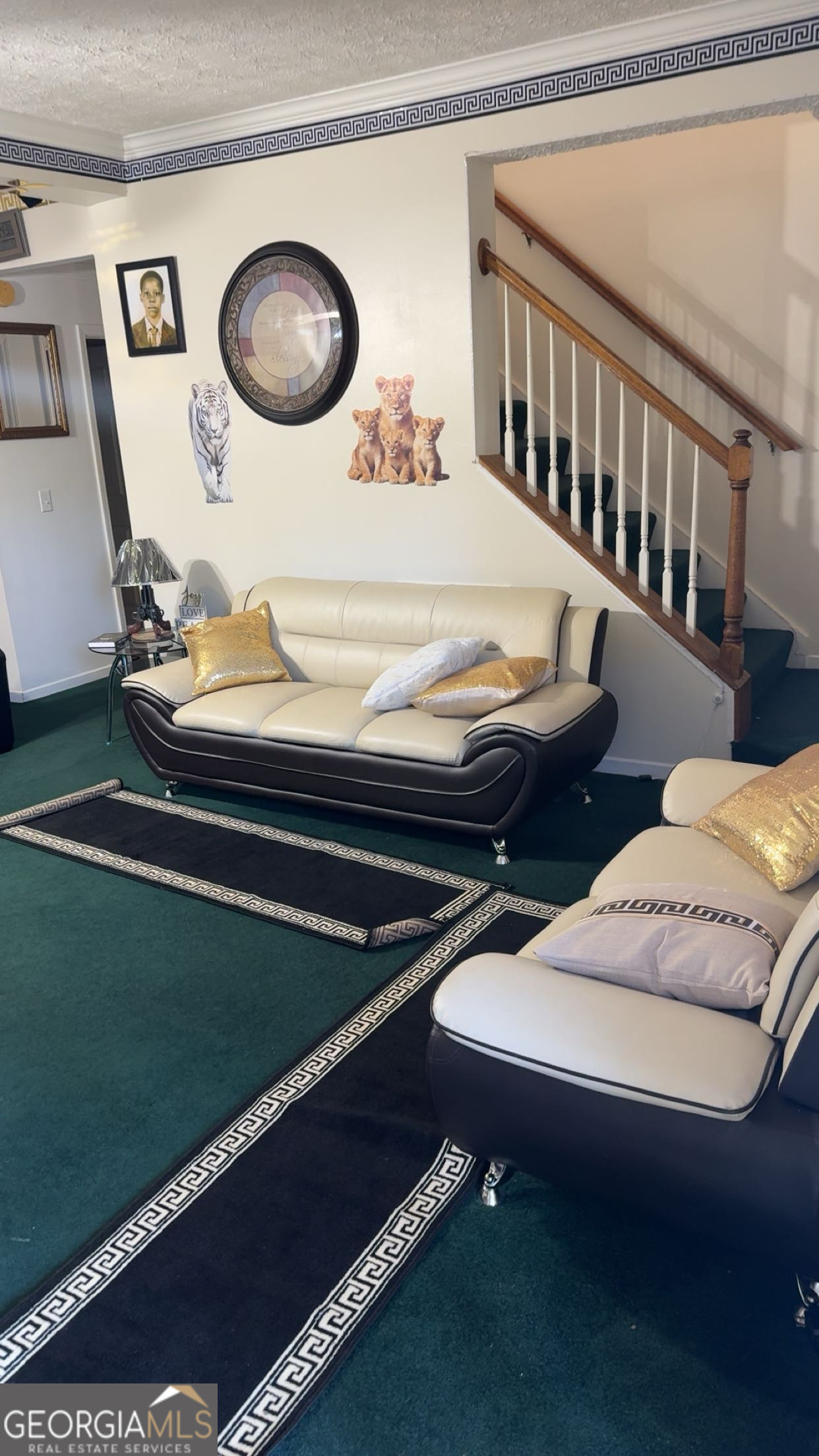621 Highway 22 Sparta, GA 31087 - Photo 5 of 36 a living room with chairs and a table