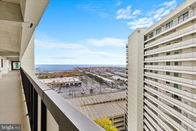 a view of an outdoor space