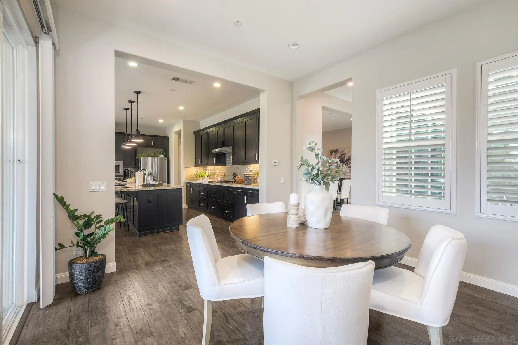 16482 Edgehill Road San Diego, CA 92127 - Photo 10 of 35 a dining room with furniture and window