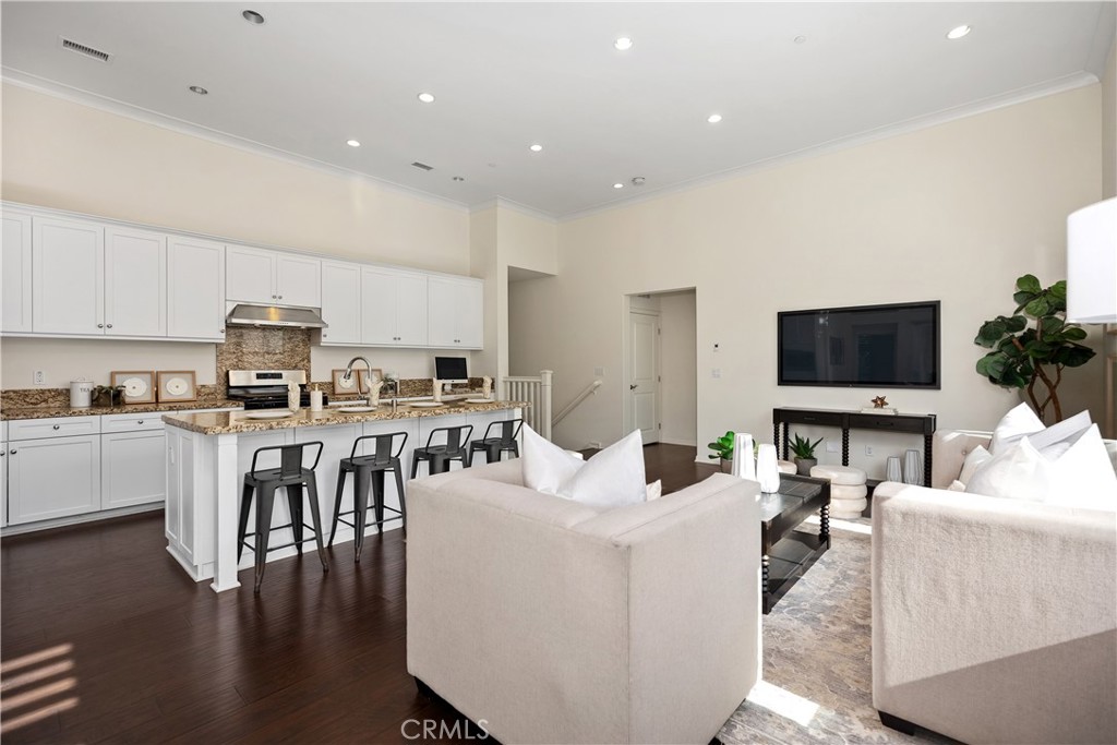 86 Mayfair Irvine, CA 92620 - Photo 12 of 46