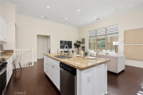 $1,190,000 | 86 Mayfair, Irvine, CA 92620