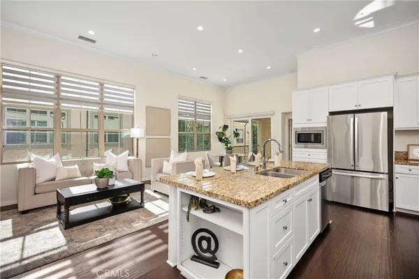 $1,190,000 | 86 Mayfair, Irvine, CA 92620
