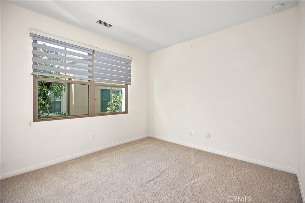 86 Mayfair Irvine, CA 92620 - Photo 26 of 46