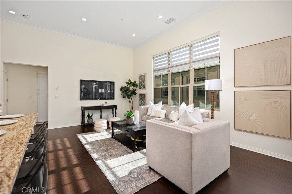 86 Mayfair Irvine, CA 92620 - Photo 7 of 46