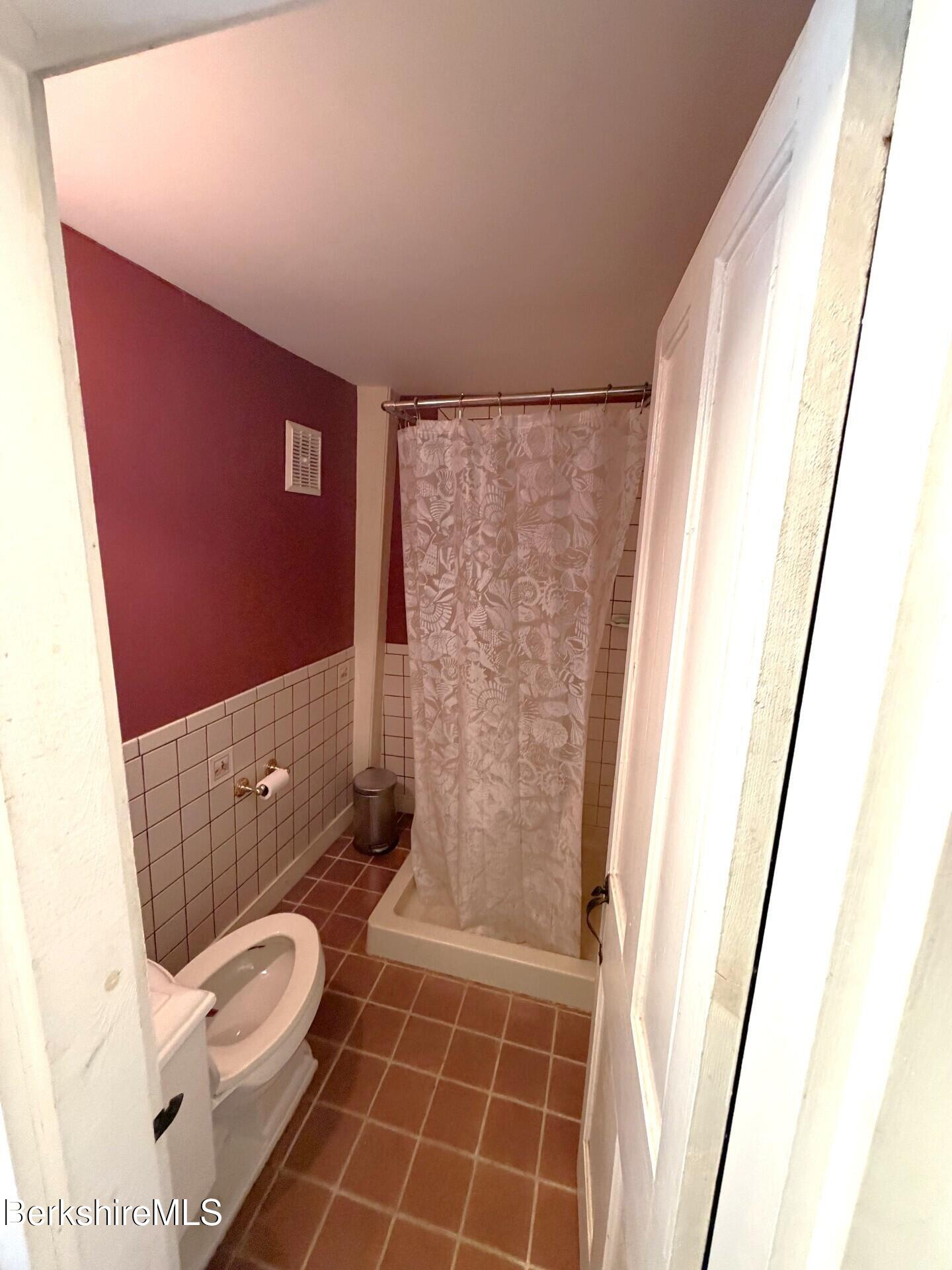 161 Main Street Hancock, MA 01237 - Photo 13 of 24 Bath