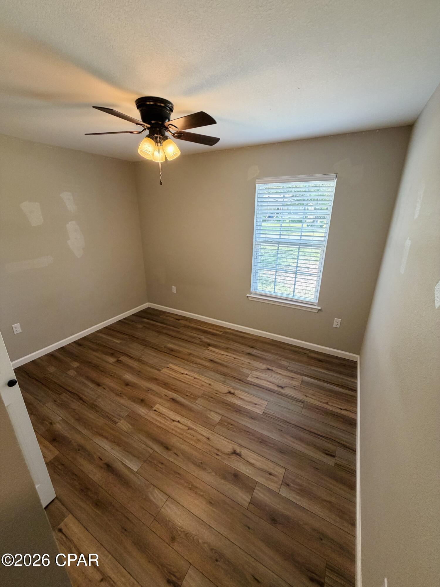 6601 Grande Oak Loop Grand Ridge, FL 32442 - Photo 11 of 24 Gallery Image 11