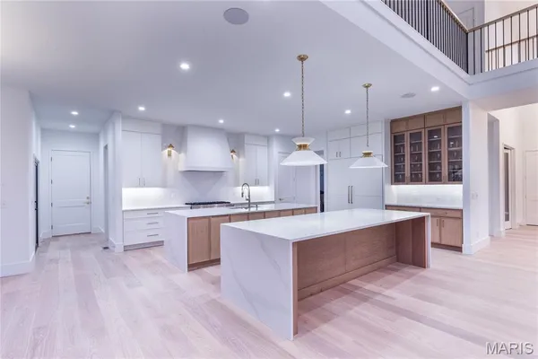 $2,250,000 | 12224-tbb Roger Lane, St. Louis, MO 63131