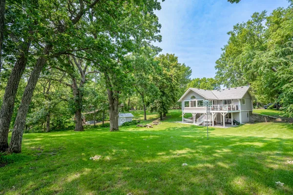 $625,000 | 5999 150th Avenue Northeast, Spicer, MN 56288
