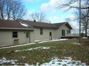 2387 East 550 North Rochester, IN 46975 - Photo 2 of 11