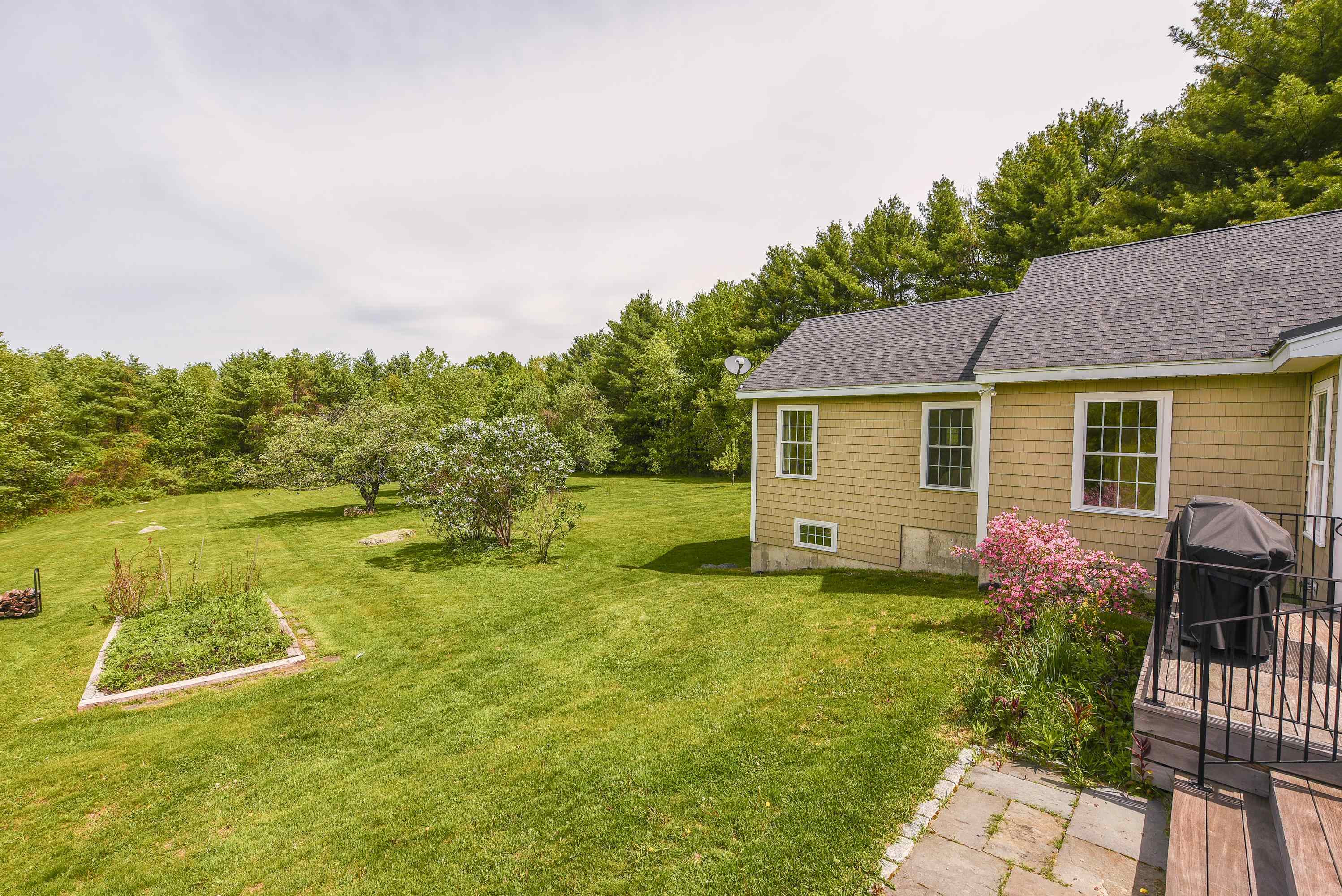5 Carol Lane Meredith, NH 03253 - Photo 41 of 45