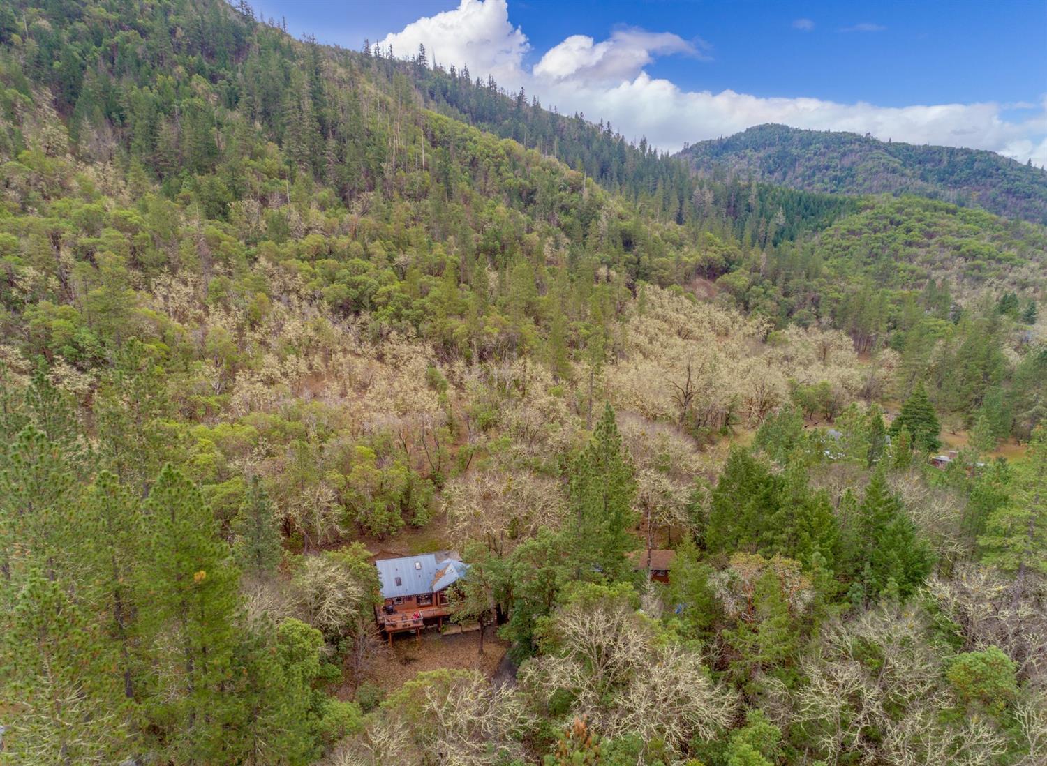 1250 Wards Creek Road Rogue River, OR 97537 - Photo 31 of 32 Another angle......
