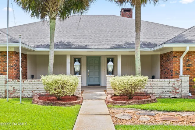 $429,000 | 1127 North Monte Blanc Drive, Abbeville, LA 70510