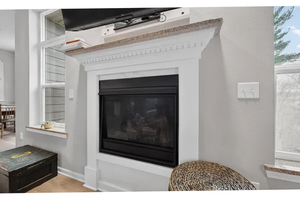 $529,900 | 381 Bell View Avenue, Belleville, WI 53508