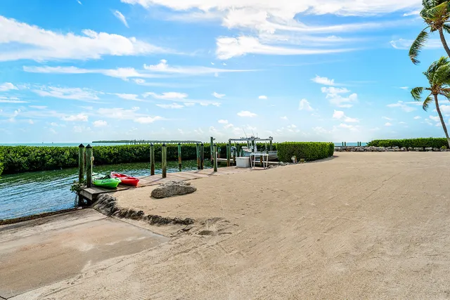 $8,490,000 | 198 Lowe Street, Tavernier, FL 33070