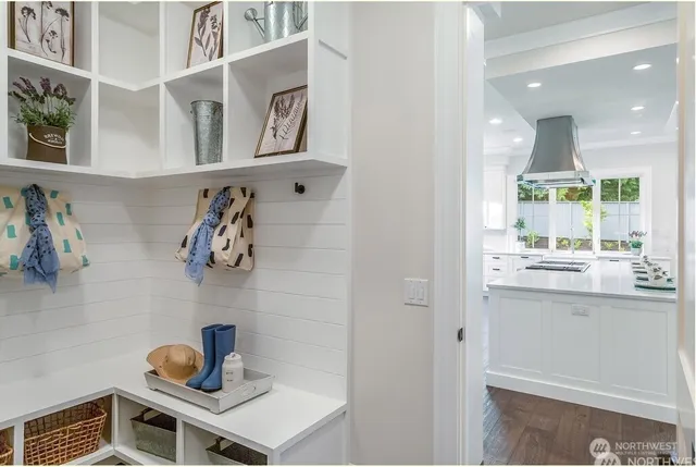 $4,150,000 | 2121 109th Avenue Southeast, Bellevue, WA 98004