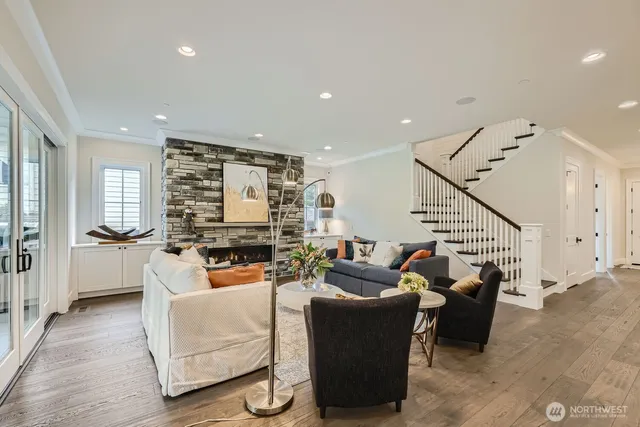 $4,150,000 | 2121 109th Avenue Southeast, Bellevue, WA 98004