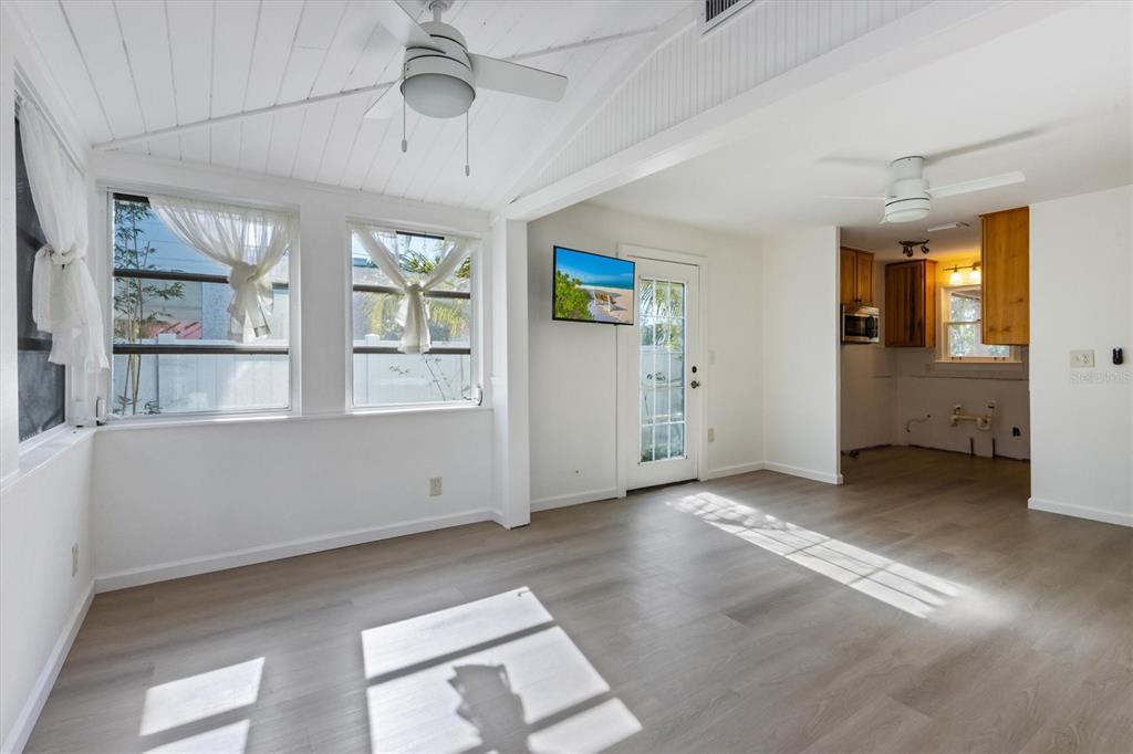 520 Spring Avenue, Unit A Anna Maria, FL 34216 - Photo 6 of 20 Gallery Image 6