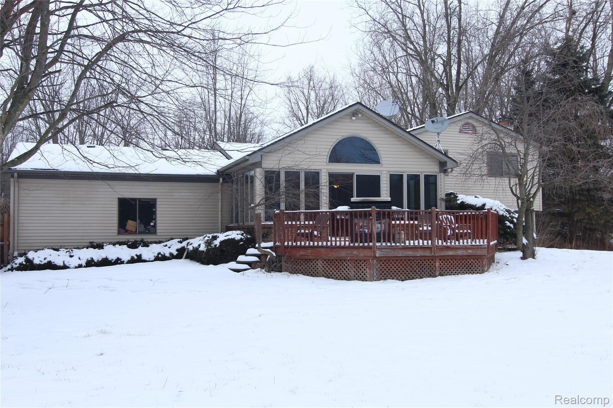 16061 Hough Road Allenton, MI 48002 - Photo 3 of 36 IMG_1864.JPG