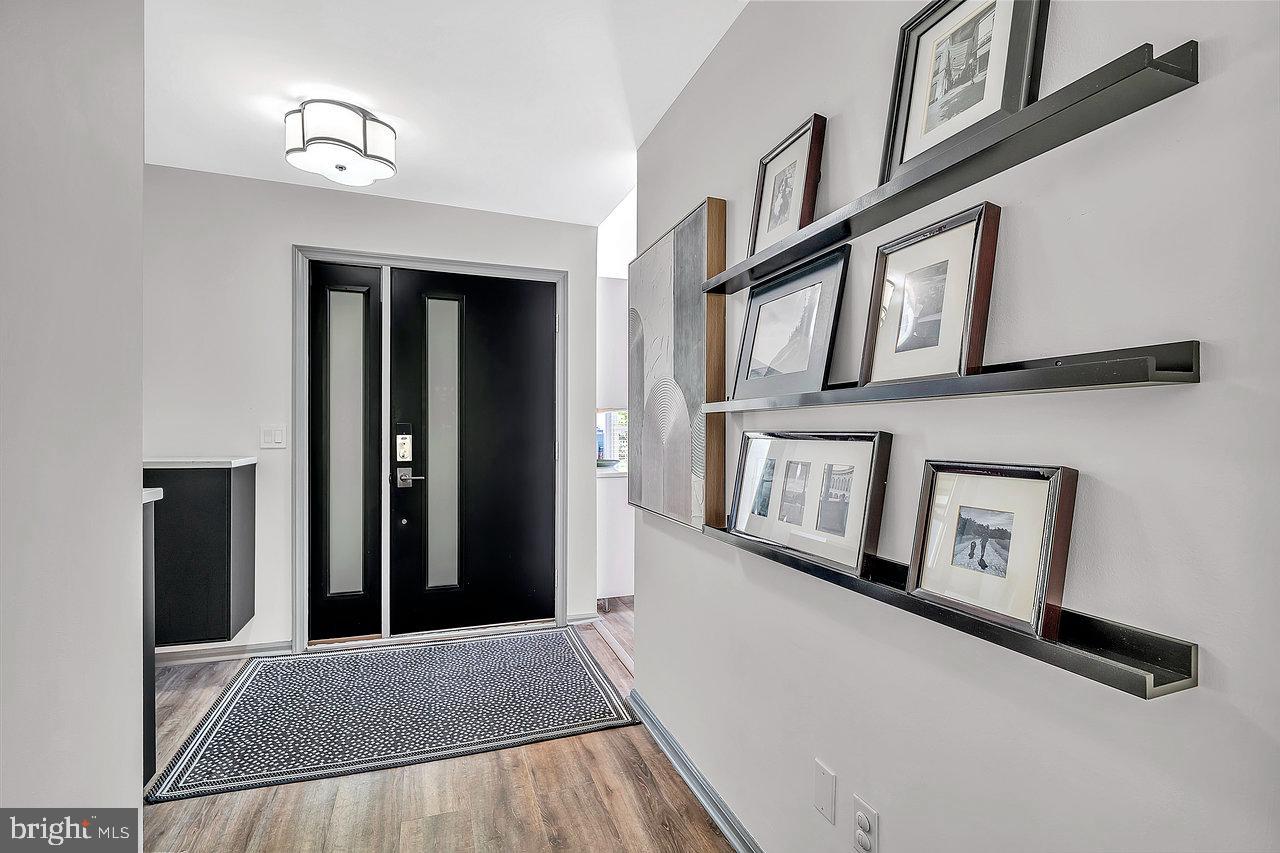 398 Reading Street Pennington, NJ 08534 - Photo 20 of 33 Hall View
