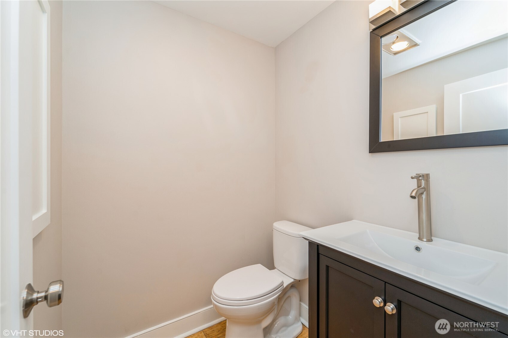 3717 Beach Drive Southwest, Unit 319 Seattle, WA 98116 - Photo 13 of 16