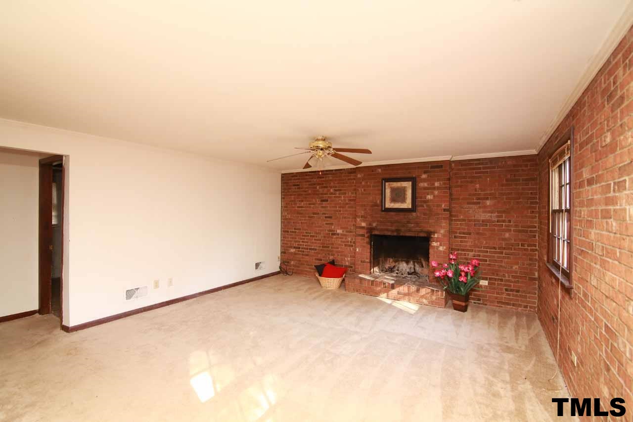 411 East Rowan Street Raleigh, NC 27609 - Photo 12 of 25