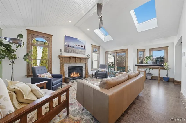 $499,900 | 93 North End Avenue, Tonawanda, NY 14217