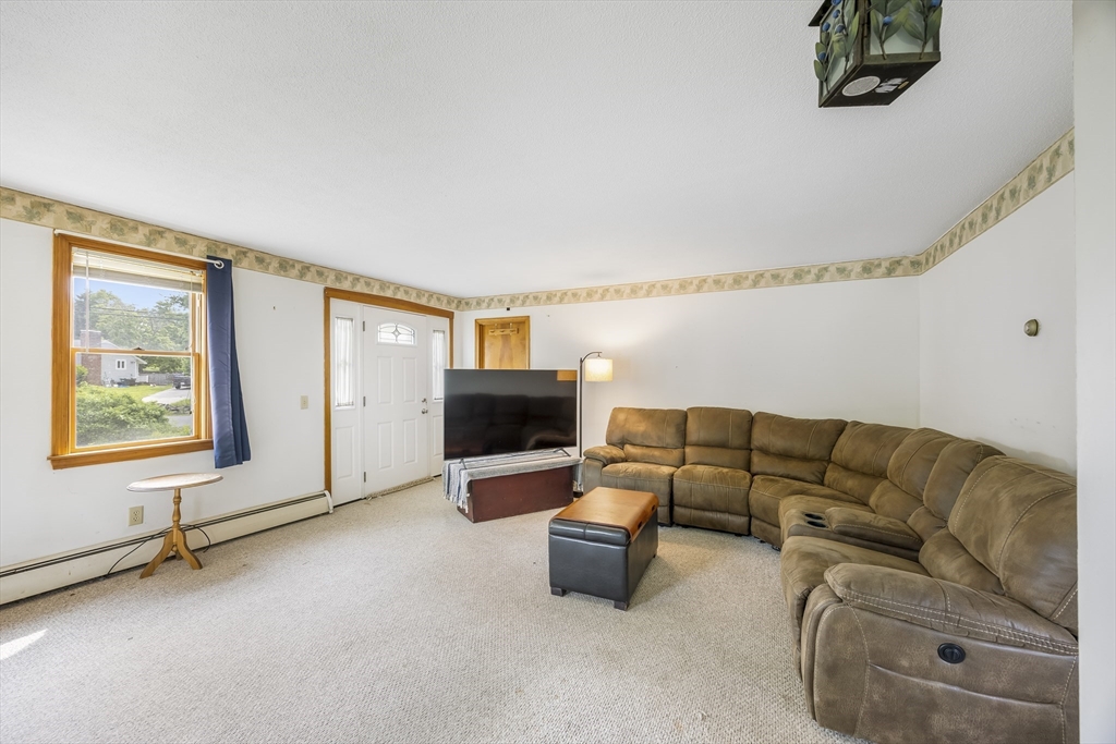 93 Main Street Newbury, MA 01922 - Photo 16 of 42