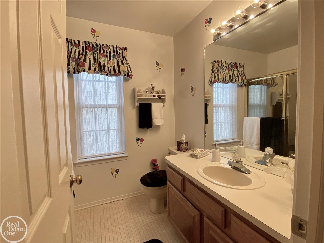 479 Bolinger Street Rochester Hills, MI 48307 - Photo 25 of 37