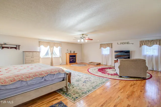 $413,000 | 1330 Stone Dam Road, Chuckey, TN 37641