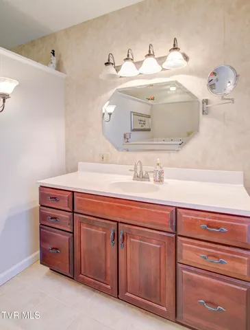 $413,000 | 1330 Stone Dam Road, Chuckey, TN 37641