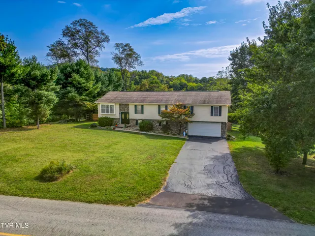 $413,000 | 1330 Stone Dam Road, Chuckey, TN 37641