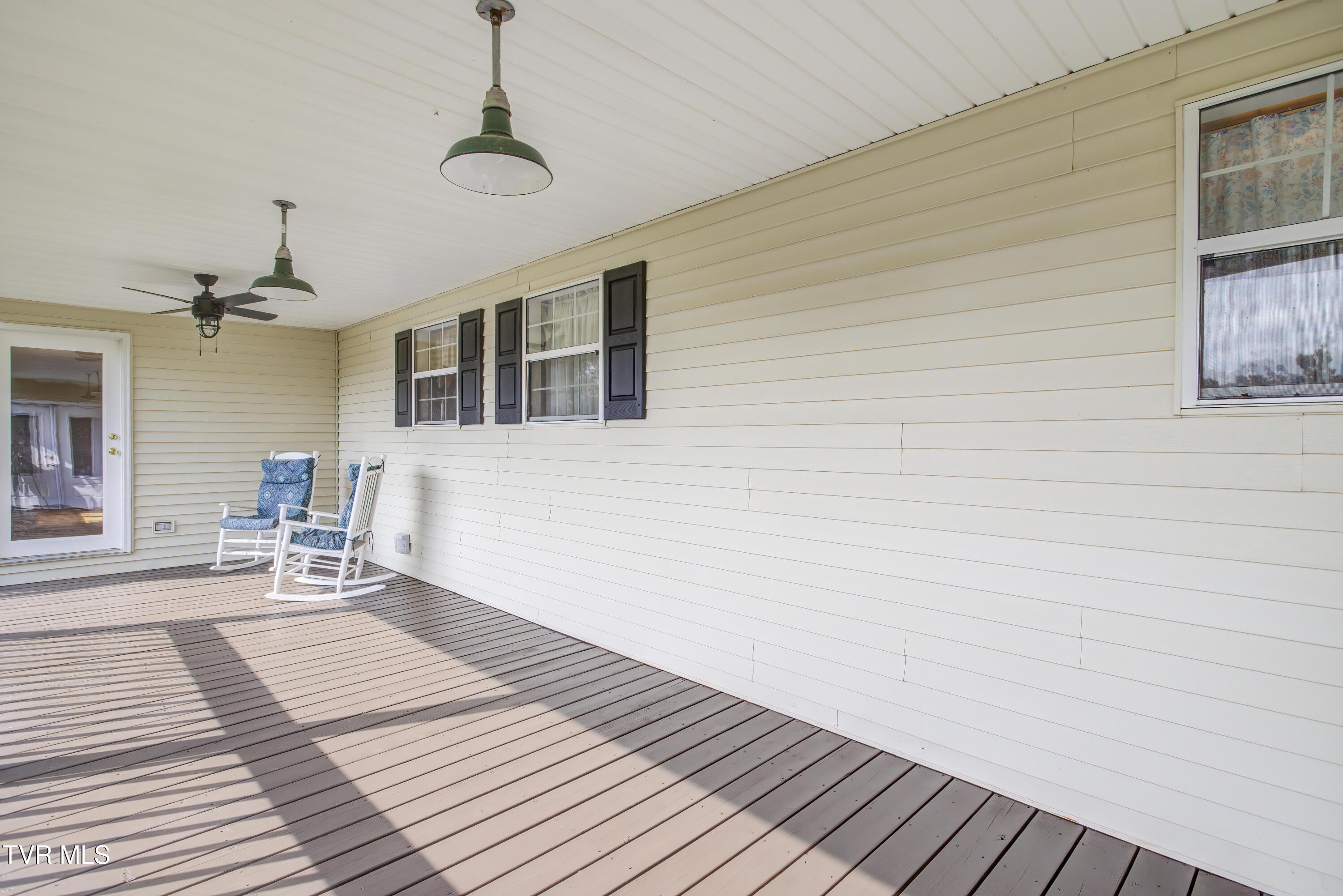 1330 Stone Dam Road Chuckey, TN 37641 - Photo 6 of 50 1330 Stone Dam (45)