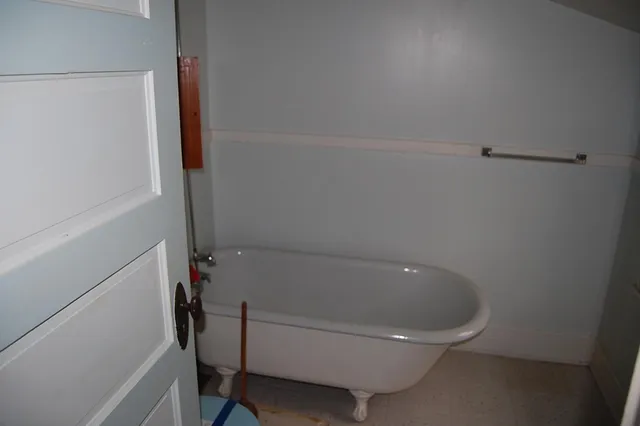 $225,000 | 715 Fry Street, St. Paul, MN 55104