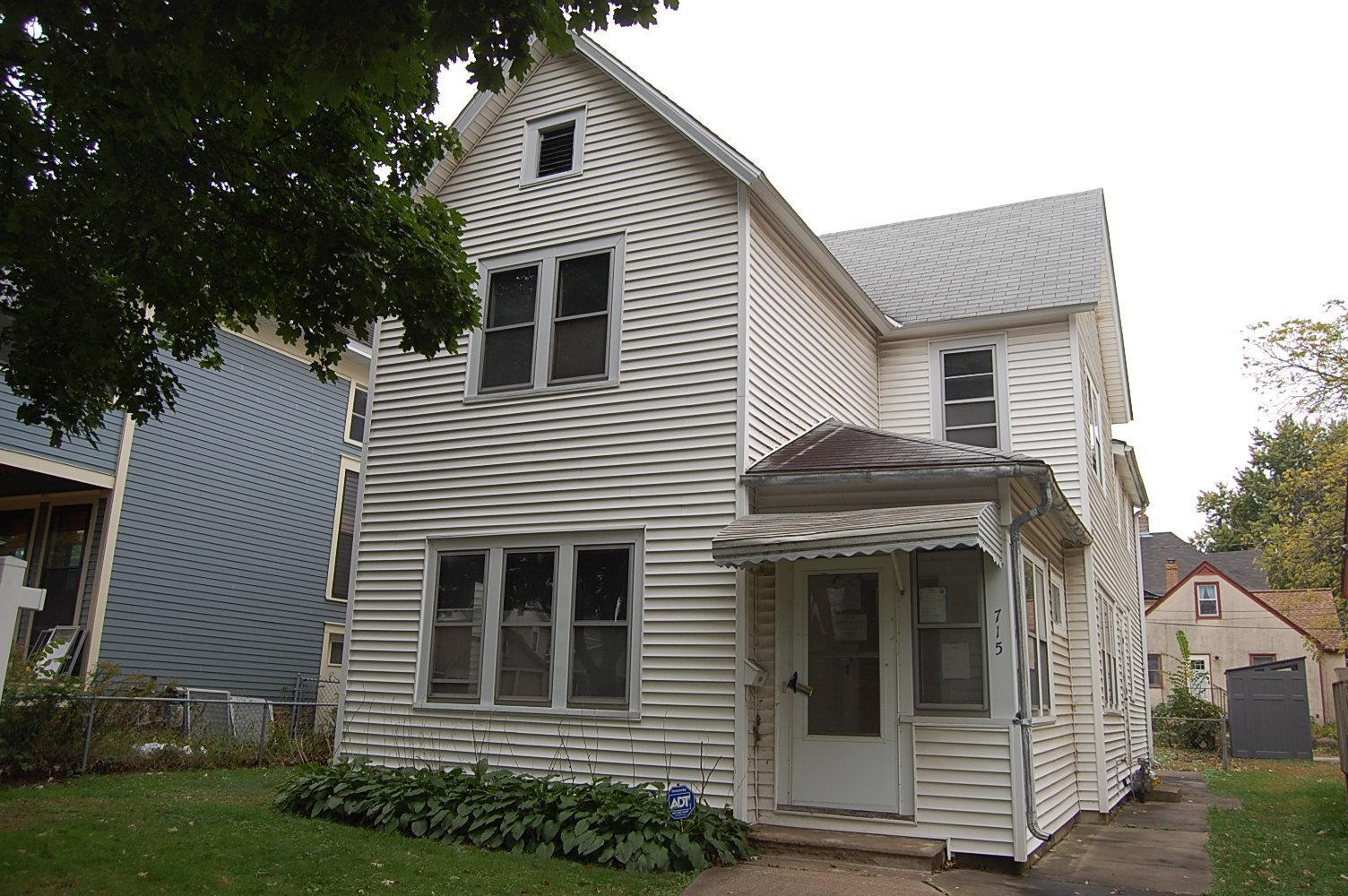 715 Fry Street St. Paul, MN 55104 - Photo 2 of 20