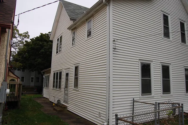 $225,000 | 715 Fry Street, St. Paul, MN 55104