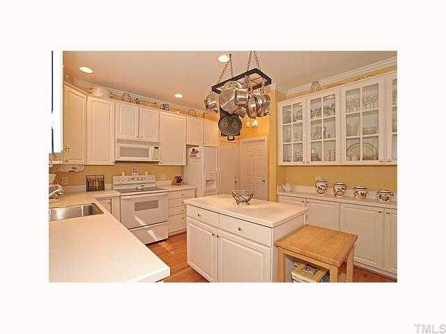 2508 Sunnystone Way Raleigh, NC 27613 - Photo 3 of 12 Second view of the kitchen