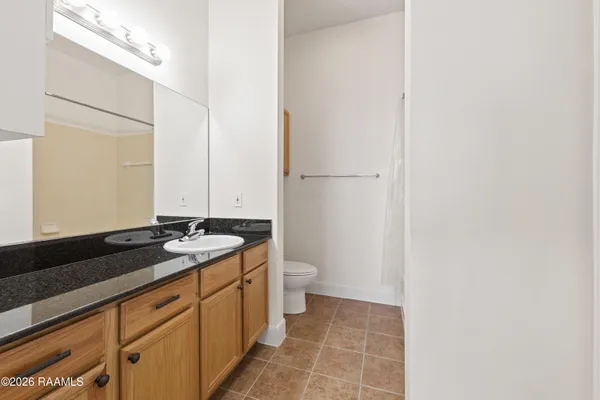 $235,000 | 201 Settlers Trace Boulevard, Unit 1405, Lafayette, LA 70508