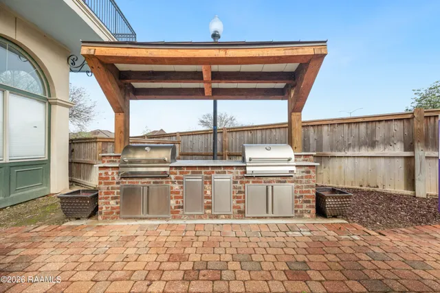 $235,000 | 201 Settlers Trace Boulevard, Unit 1405, Lafayette, LA 70508