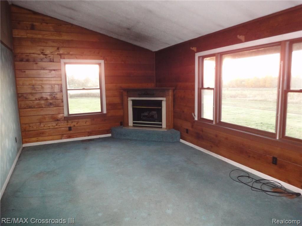 7442 Clinton Macon Road Clinton, MI 49236 - Photo 2 of 13