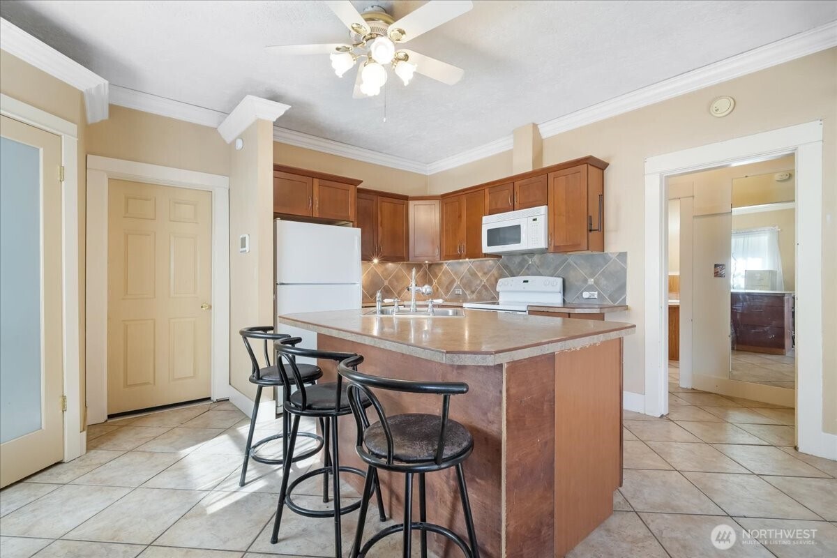 913 3rd Avenue South Kelso, WA 98626 - Photo 8 of 27