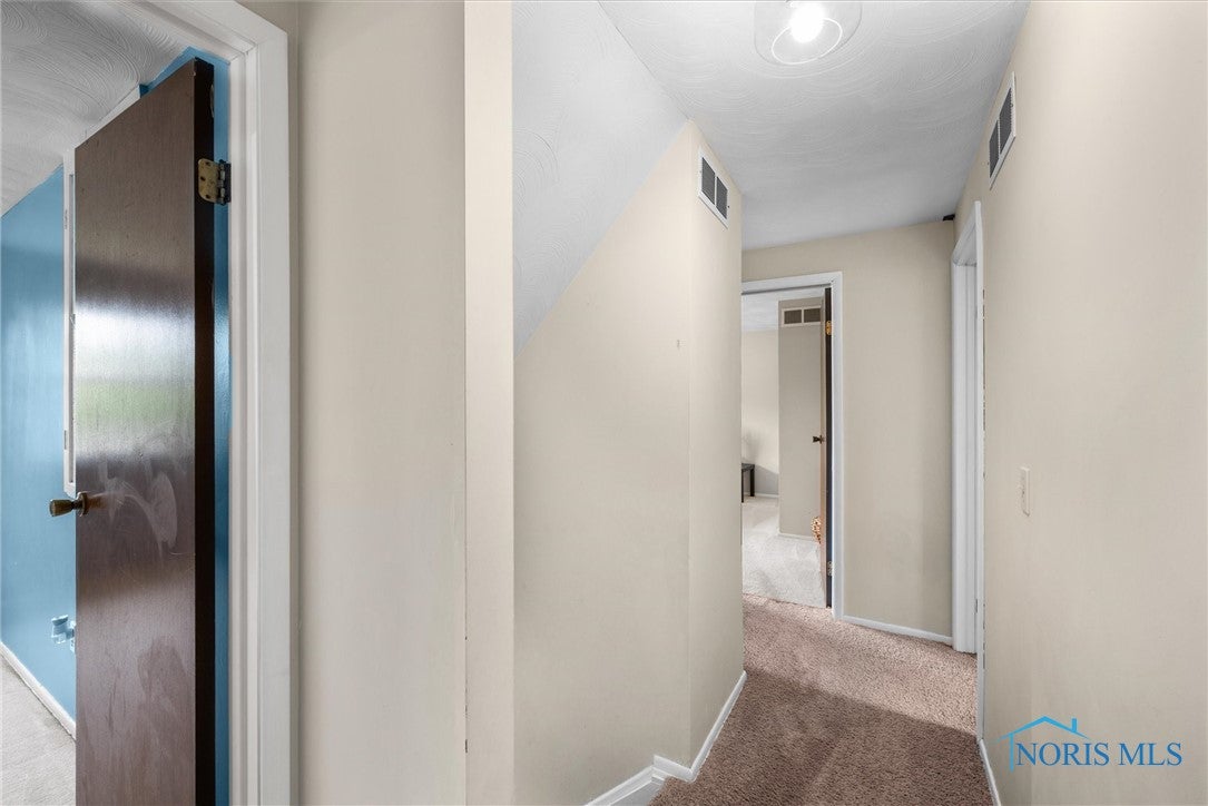 119 Mallard Road Perrysburg, OH 43551 - Photo 22 of 35 upstairs